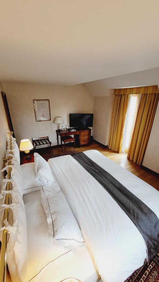 Auberge Saint Walfrid Hotel Restaurant & Spa Sarreguemines Esterno foto