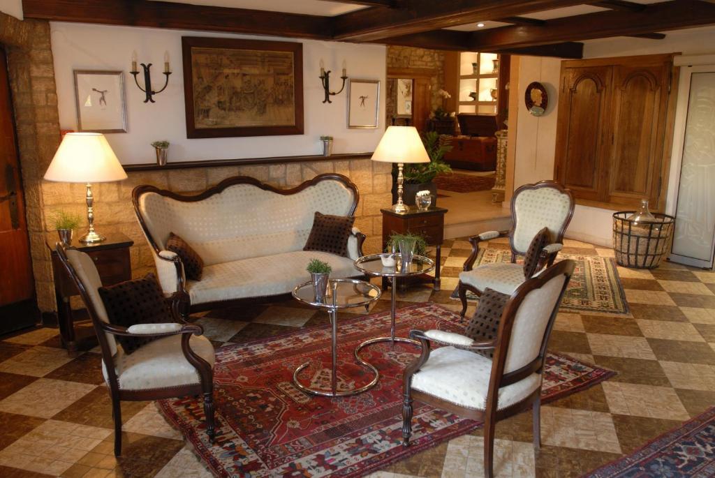 Auberge Saint Walfrid Hotel Restaurant & Spa Sarreguemines Esterno foto