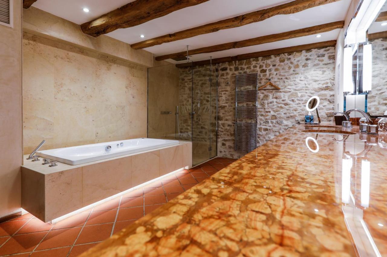 Auberge Saint Walfrid Hotel Restaurant & Spa Sarreguemines Esterno foto
