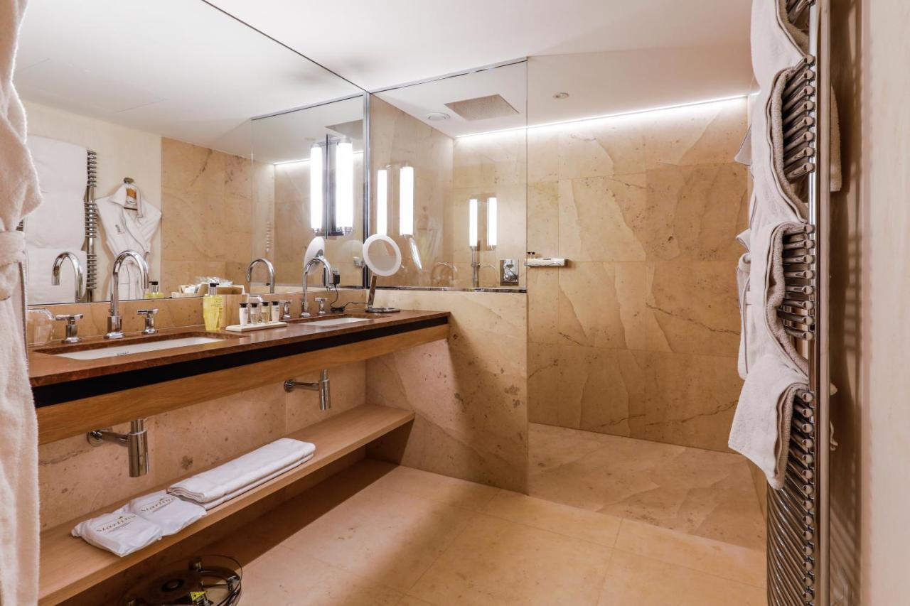 Auberge Saint Walfrid Hotel Restaurant & Spa Sarreguemines Esterno foto