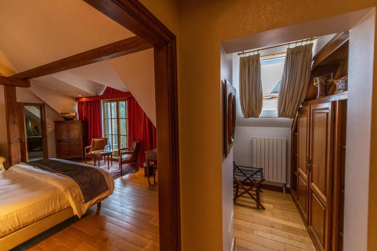 Auberge Saint Walfrid Hotel Restaurant & Spa Sarreguemines Esterno foto